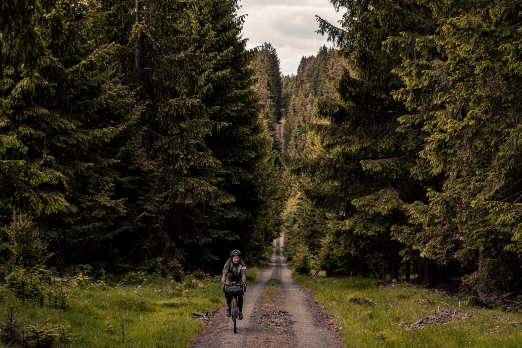 Gravel cycling
